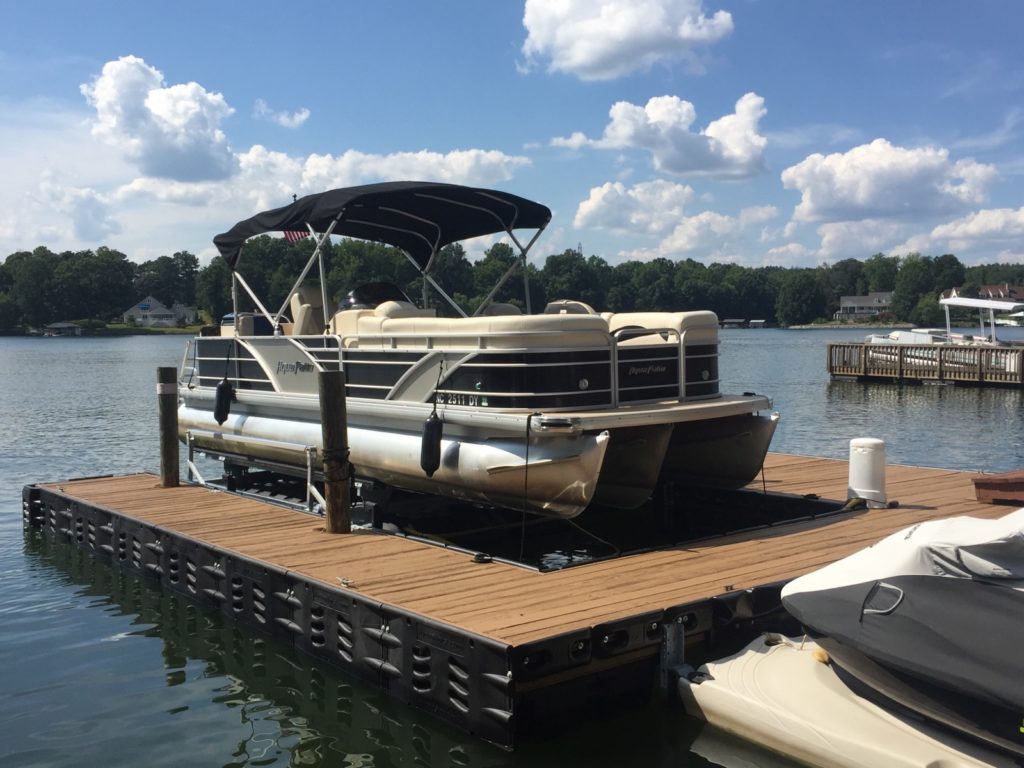 Pontoon Boat Lift HydroHoist UL2 Boat Lift Pontoon Boat Lift HydroHoist UL2 Boat Lift